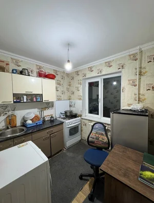 Фото 1 3-комн. квартира в Паспортный стол