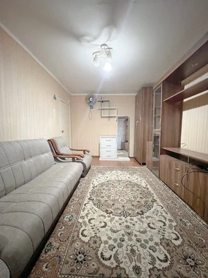 Фото 3 2-комн. квартира в Максим Горького