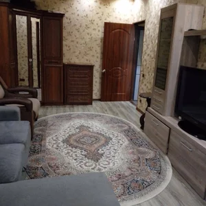 Фото 1 1-комн. квартира на Мактаб 200