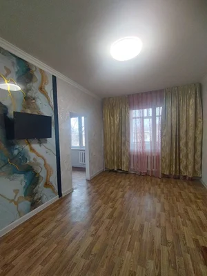 Фото 1 1-комн. квартира в Идеал маркет