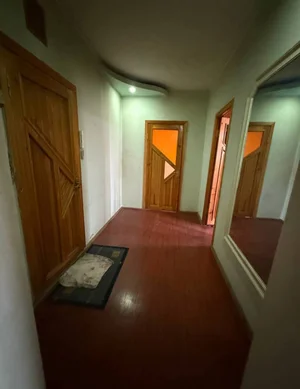 Фото 2 4-комн. квартира в Торговый Центр Compass