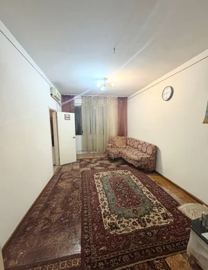 Фото 1 4-комн. квартира в массив Феруза
