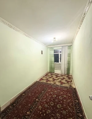 Фото 2 4-комн. квартира в массив Феруза