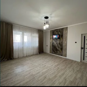 Фото 1 Квартира в районе Кадышева и Тузель