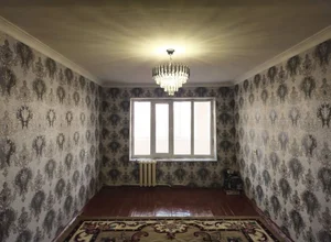 Фото 1 3-комн. квартира в Микрорайоне