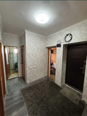 Фото 7 3-комн. квартира в Химиков