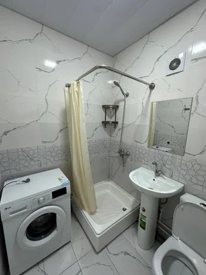 Фото 10 2-комн. квартира в 76-серия кирпичный дом