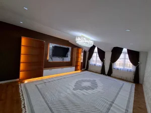 Фото 1 3-комн. квартира в Геофизика